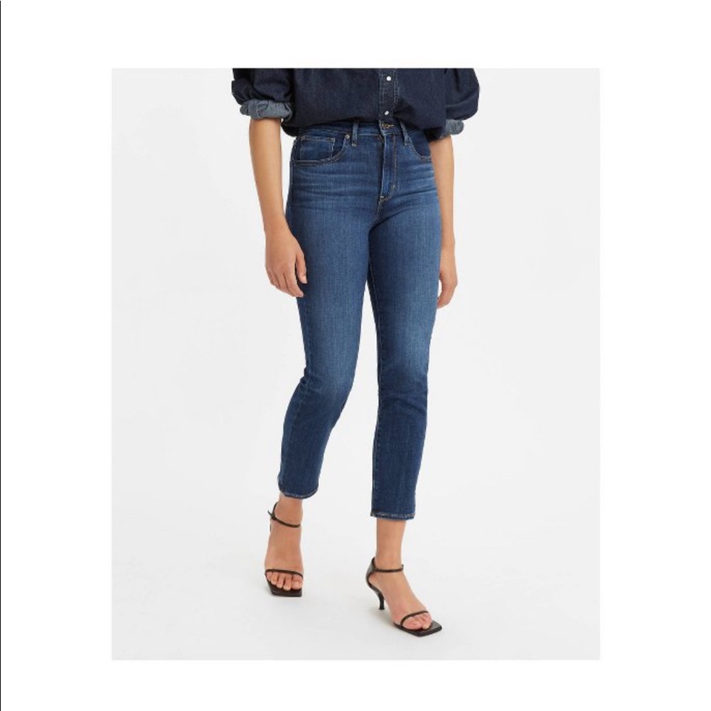Levis women’s 724